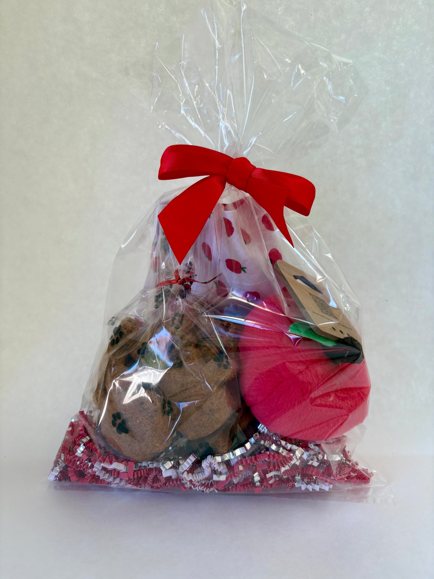 FALL in Love - Limited Edition Apple Bundle, Toy, Bandana, & Treats!
