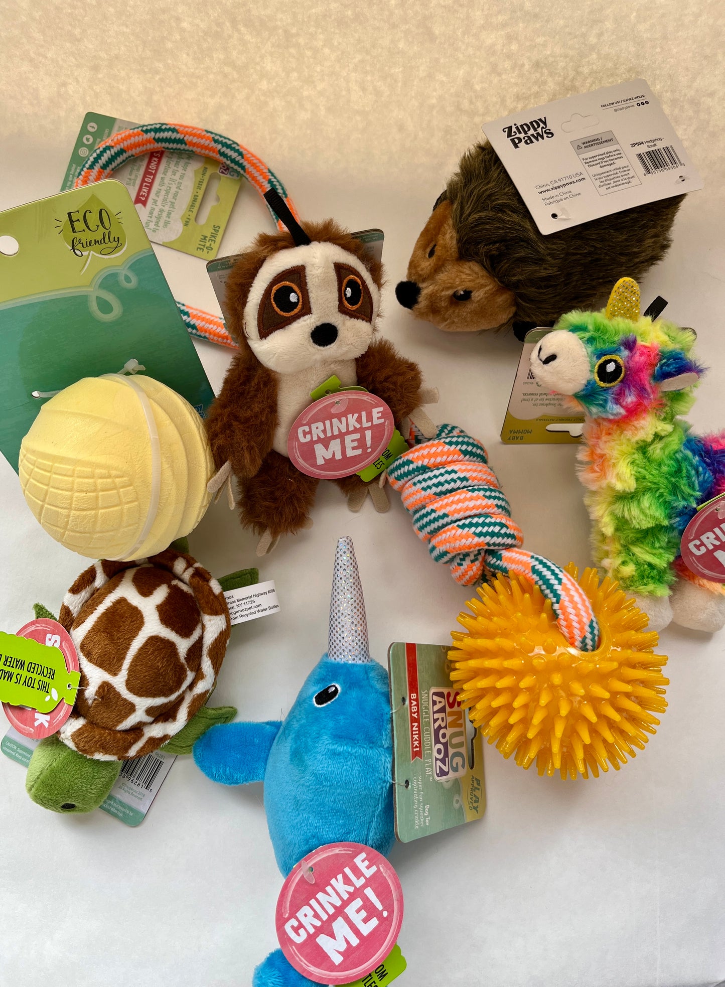 Toy options- choose from a mini plush animal toy or a bouncy ball or rope toy